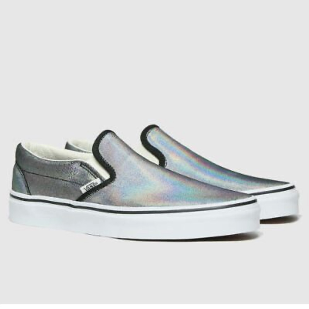 Vans classic slip on - Prism Suede - Dark Grey Metallic. Men’s 8 / Women’s 9.5.
